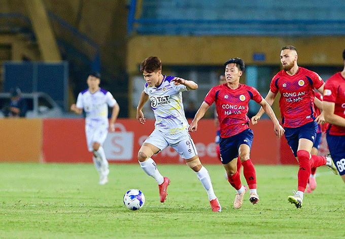 Tiền đạo Tuấn Hải thi đấu với phong độ cao, ghi 1 bàn thắng