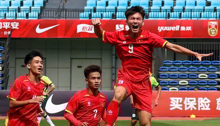 U16 Việt Nam đánh bại Ả Rập Xê Út.