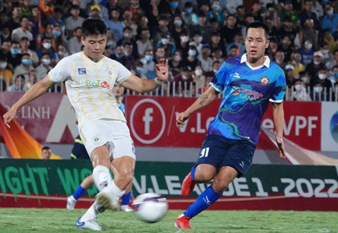 Thanh Bình từng đến đầu quân cho Bình Định theo dạng hợp đồng cho mượn và giúp đội này thăng hạng V.League